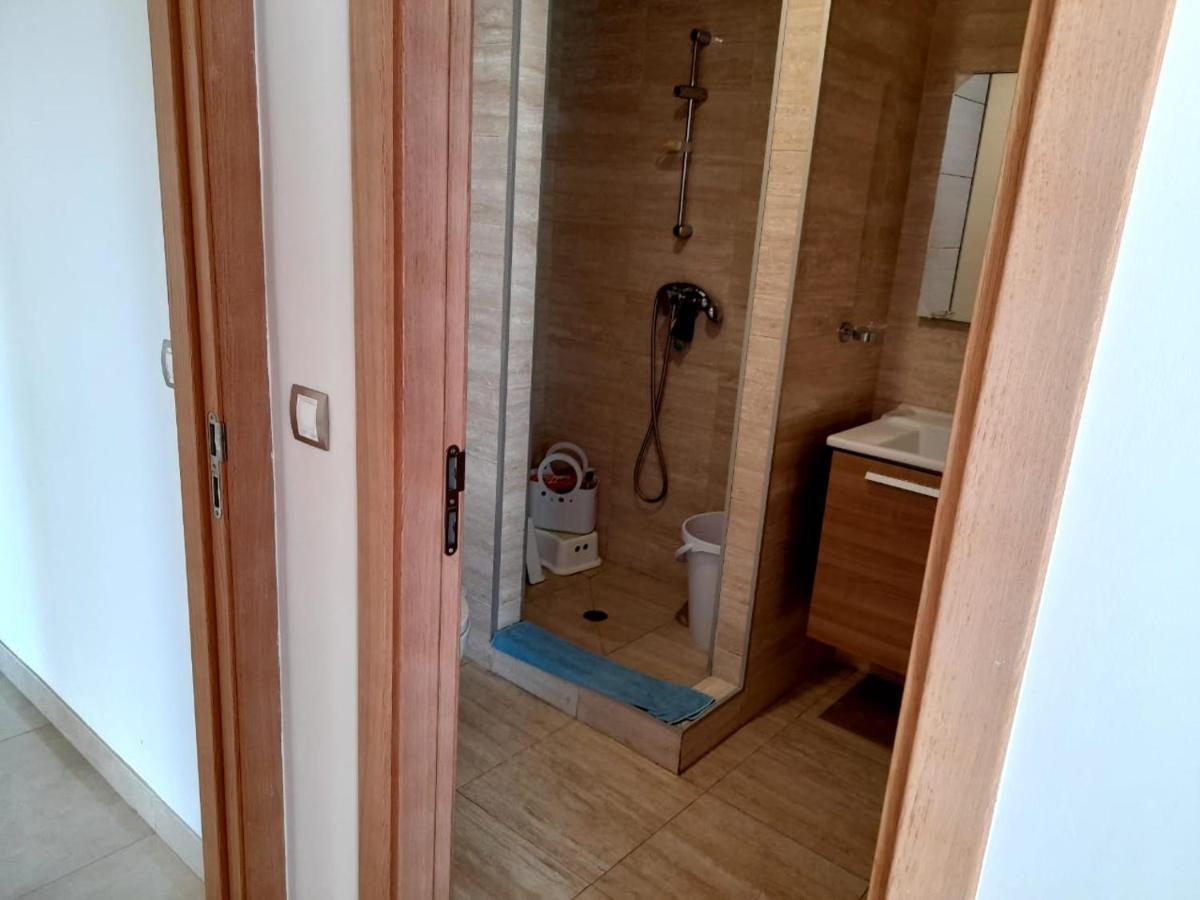 Vus Sur Mer Et Piscine Sale Exterior photo